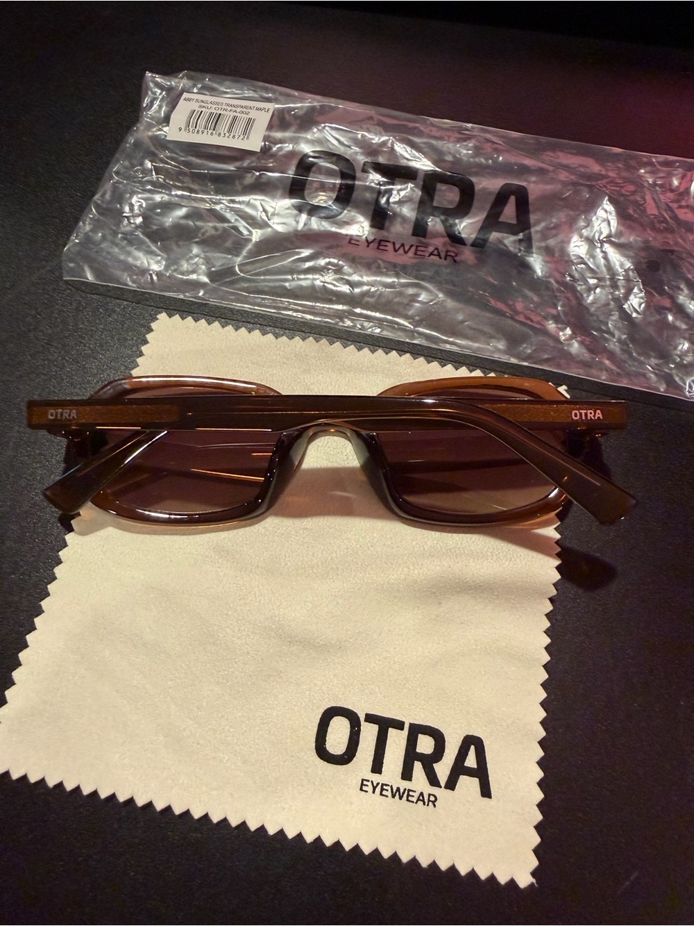 OTRA Eyewear Abby Sunglasses Transparent Maple Brown Like New - Picture 3 of 8